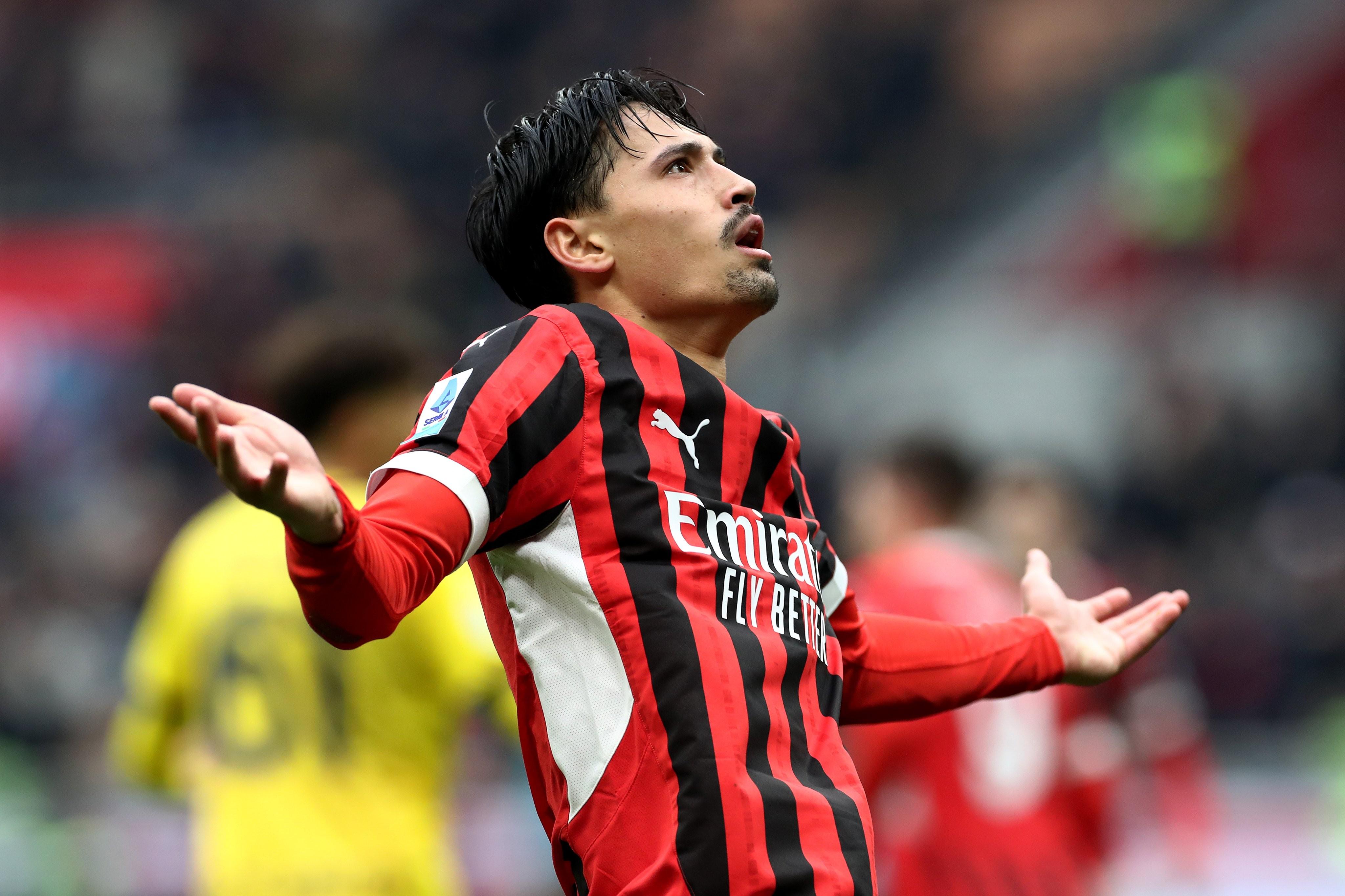 关于AC米兰今晚刷新队史纪录；志在CBA常规赛名次提升；质疑声仍在；赛程密集仍需轮换的信息